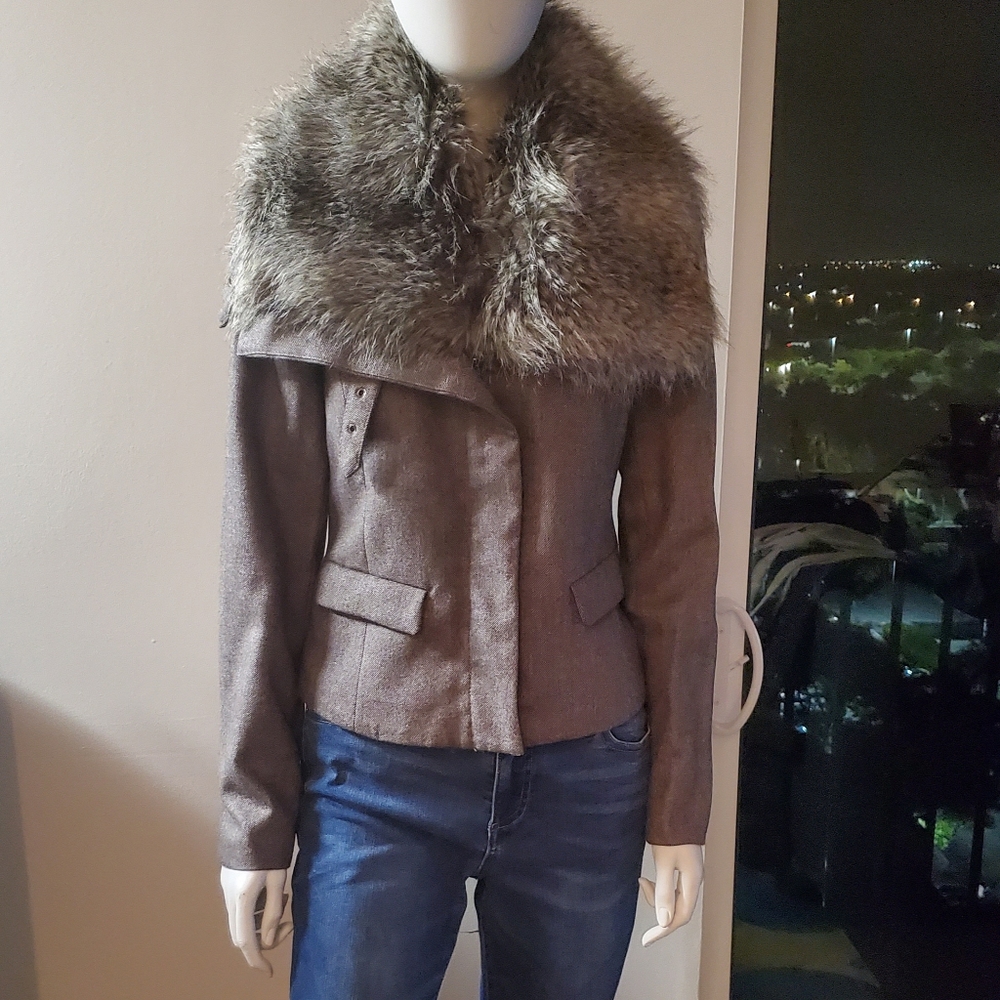 Kenneth Cole jacket with removal faux fur collar